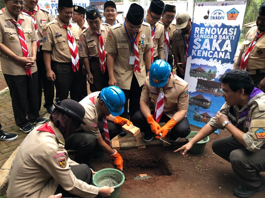 Hasto Wardoyo letakkan batu Pembaharuan