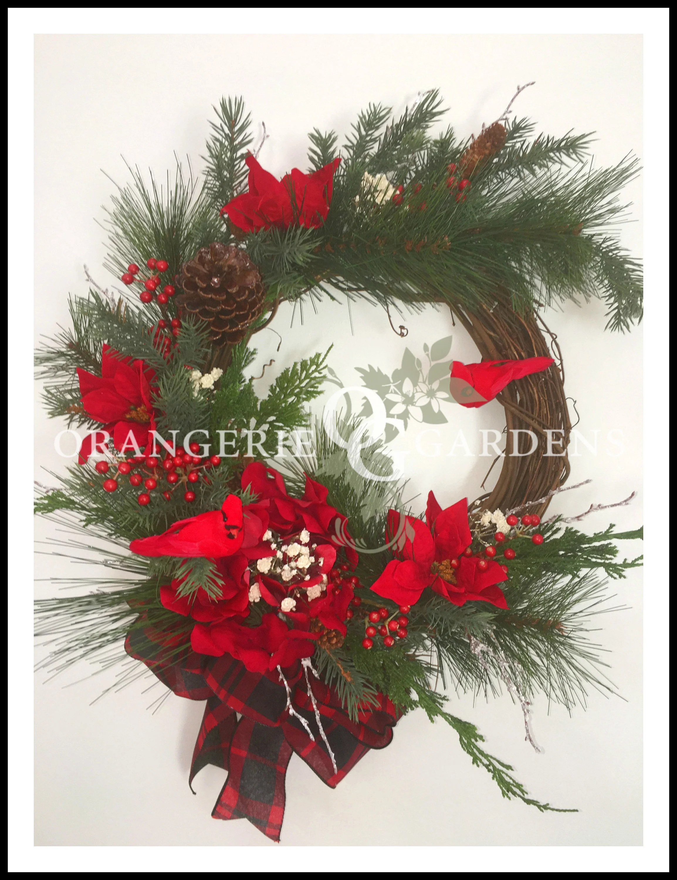 Canterbury Christmas Cardinal Wreath