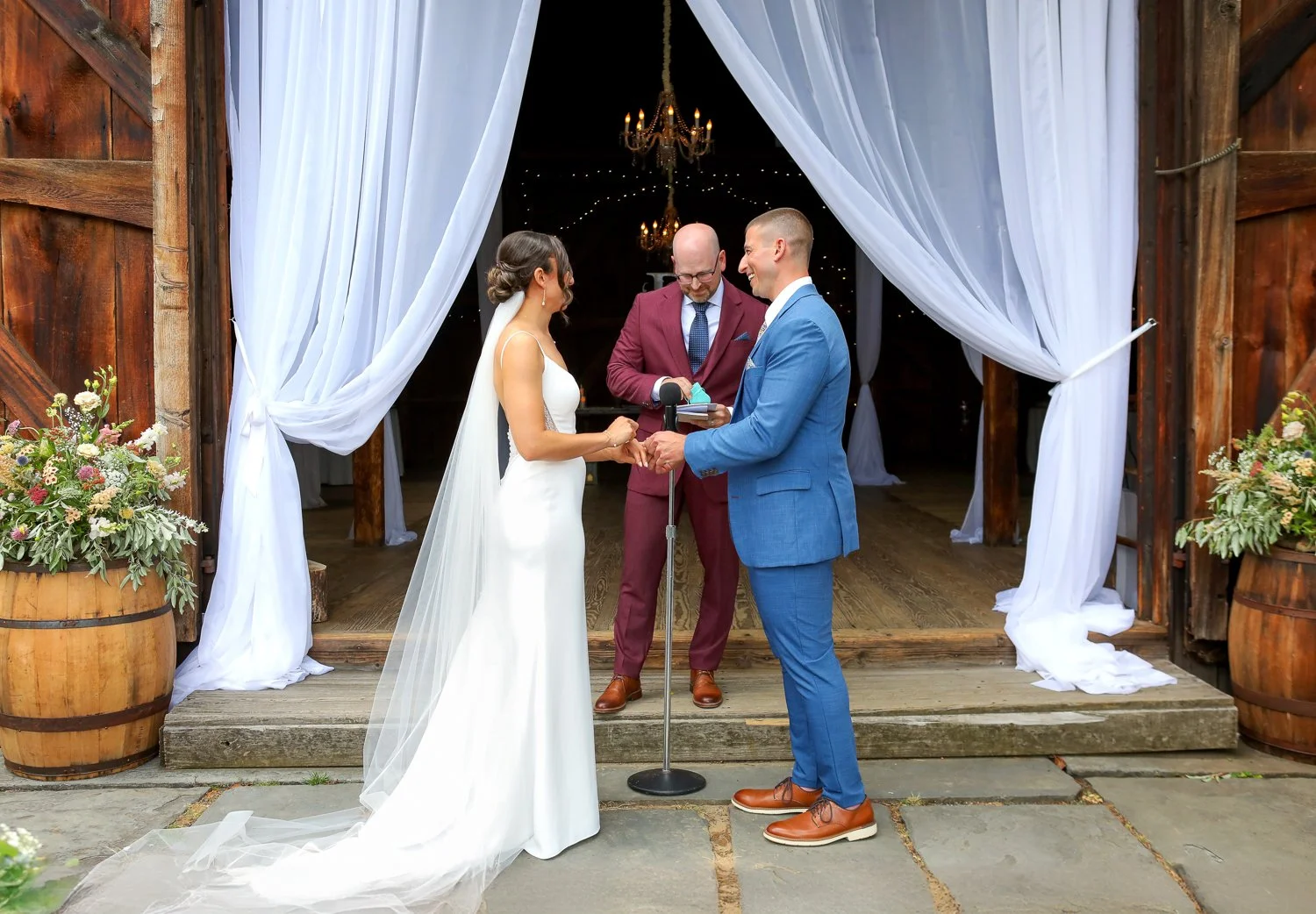 WebbBarnWedding32.jpg