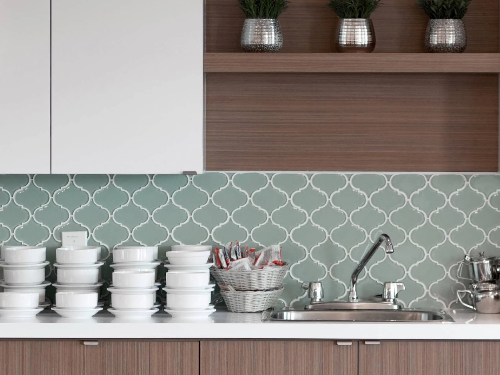 Metropolitan Tile & Stone is one of Canada's leading tile and stone