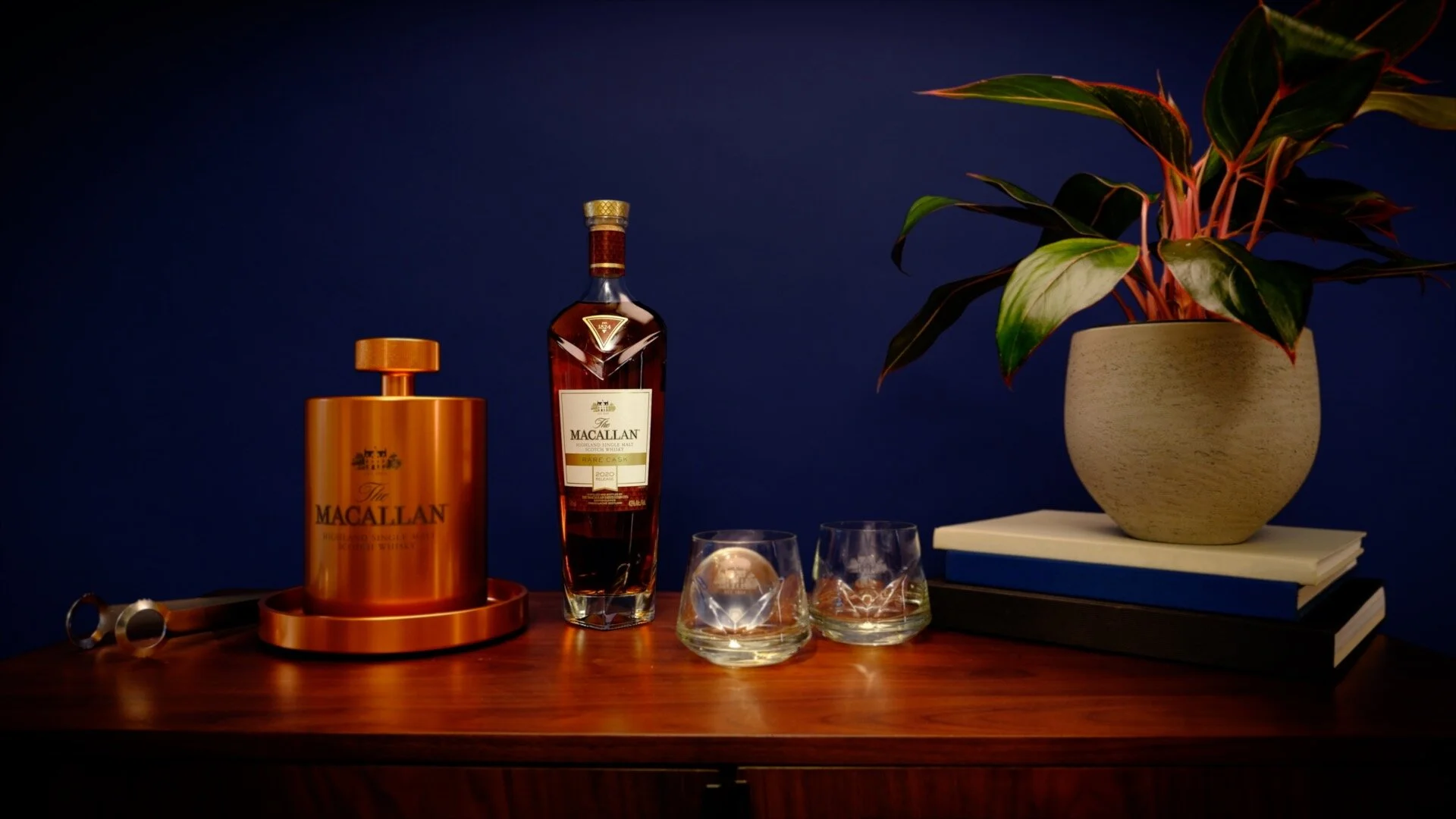 Still_1_Macallan_GiveGoodTaste_PH_121420_Delivery.jpg