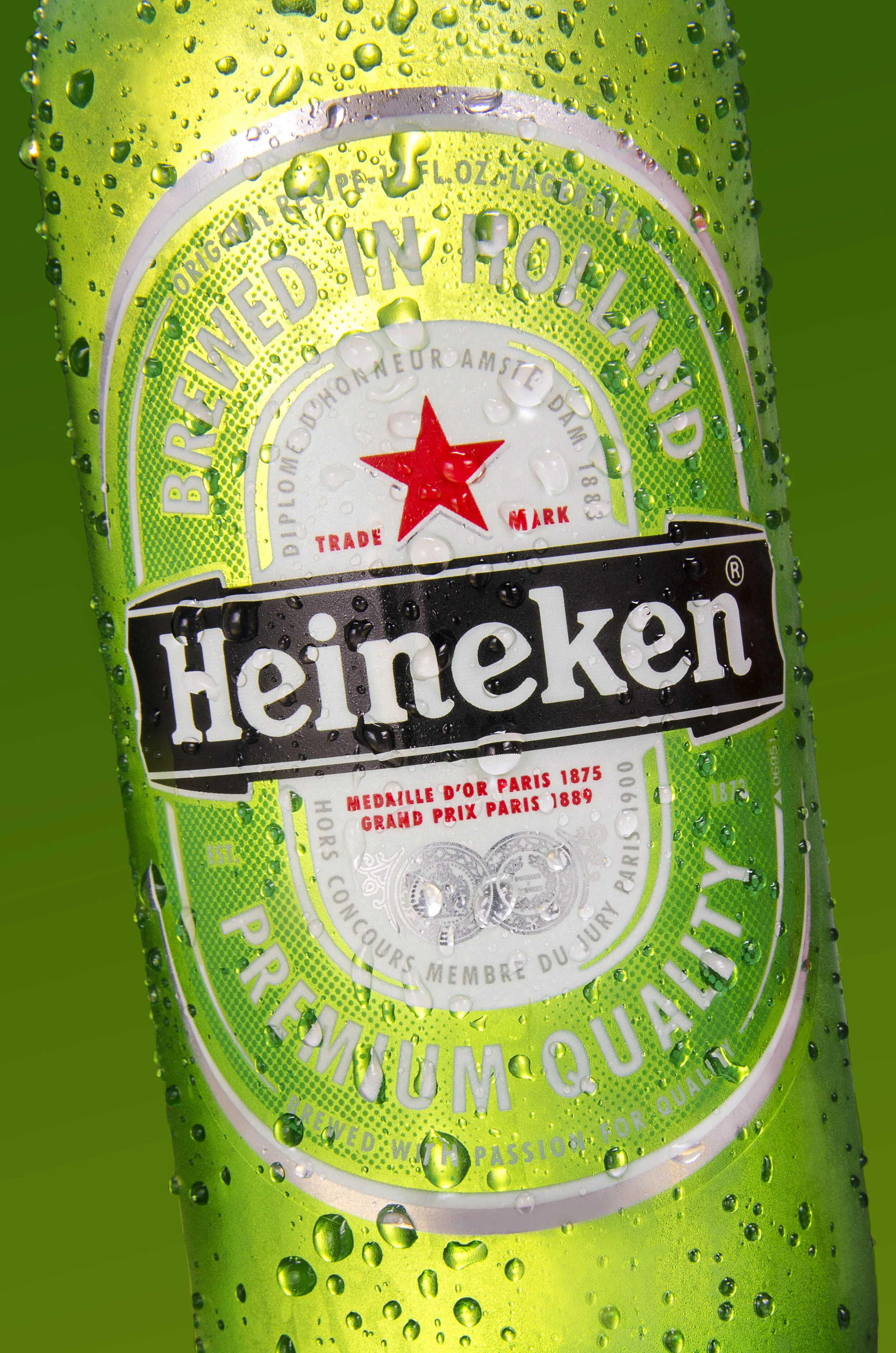 Product_Shot_Heineken.jpeg