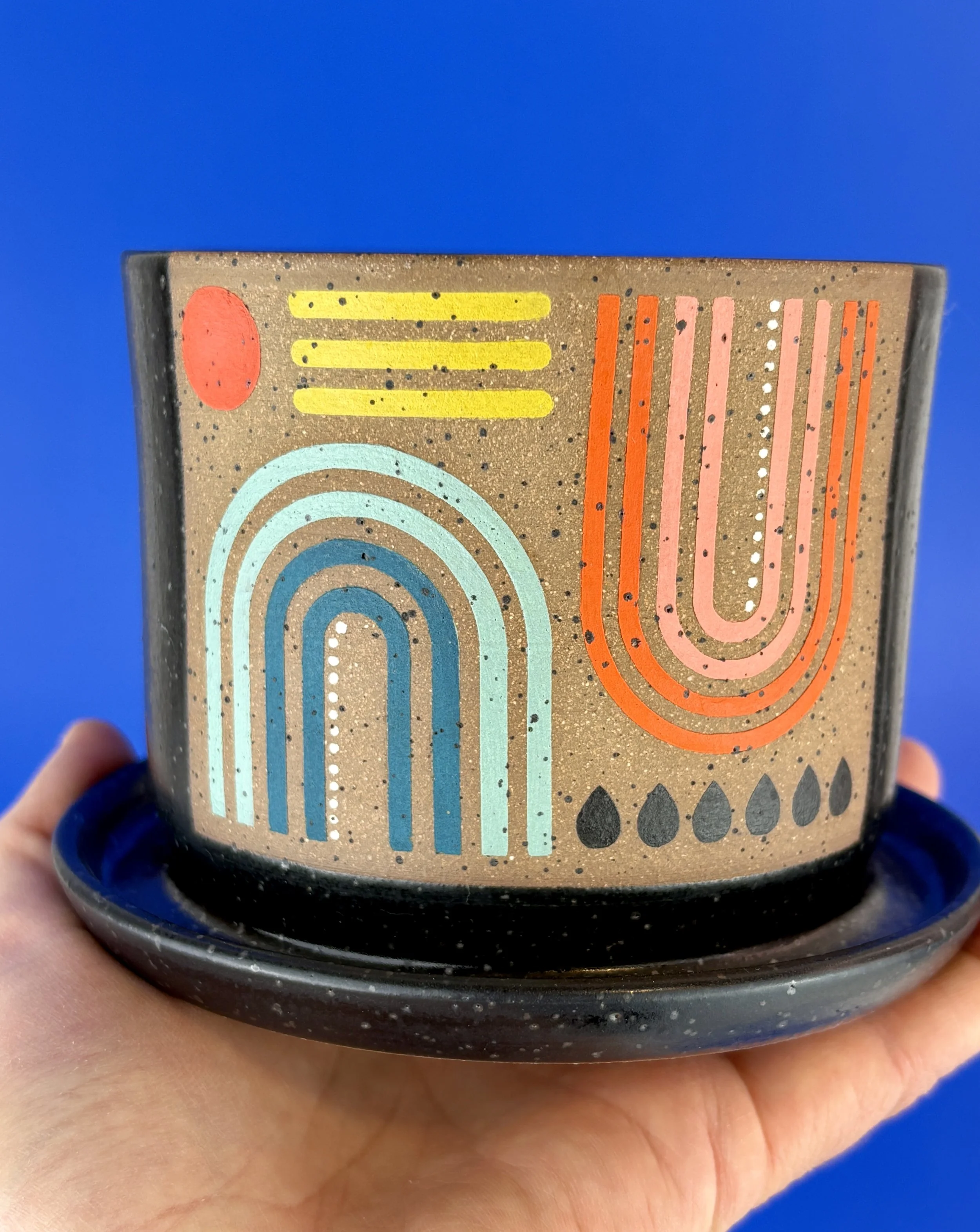 Small Rainbow Arches Table Planter in Black