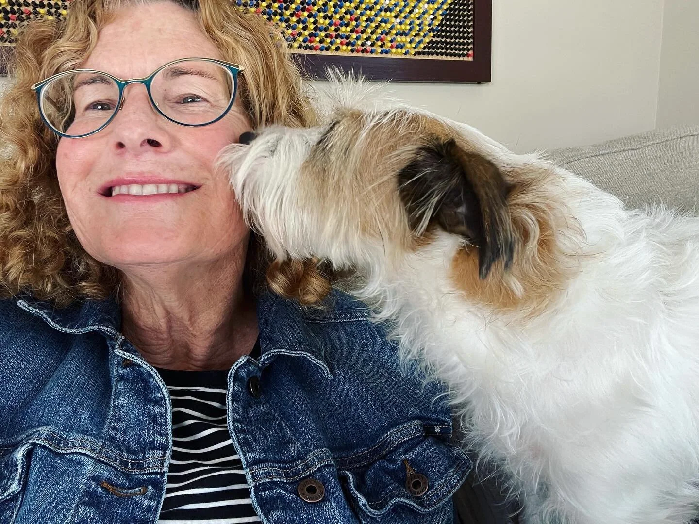 Pippin loves PamperPet CEO Mary Scott

#pamperpetconcierge #smallbiz #petlife #dogsofinstagram #dogsofsantabarbara #doglife #dogwalker #community 🐾