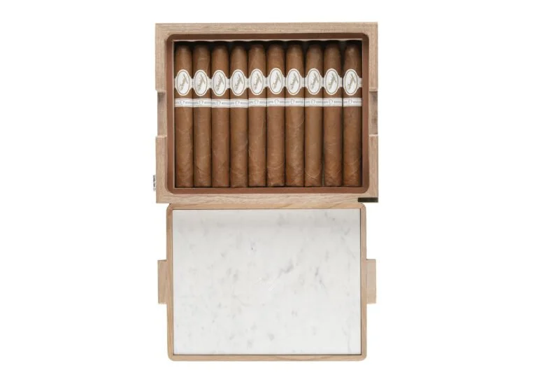Davidoff-Chefs-Edition-2025-Box-3-768x549.jpg