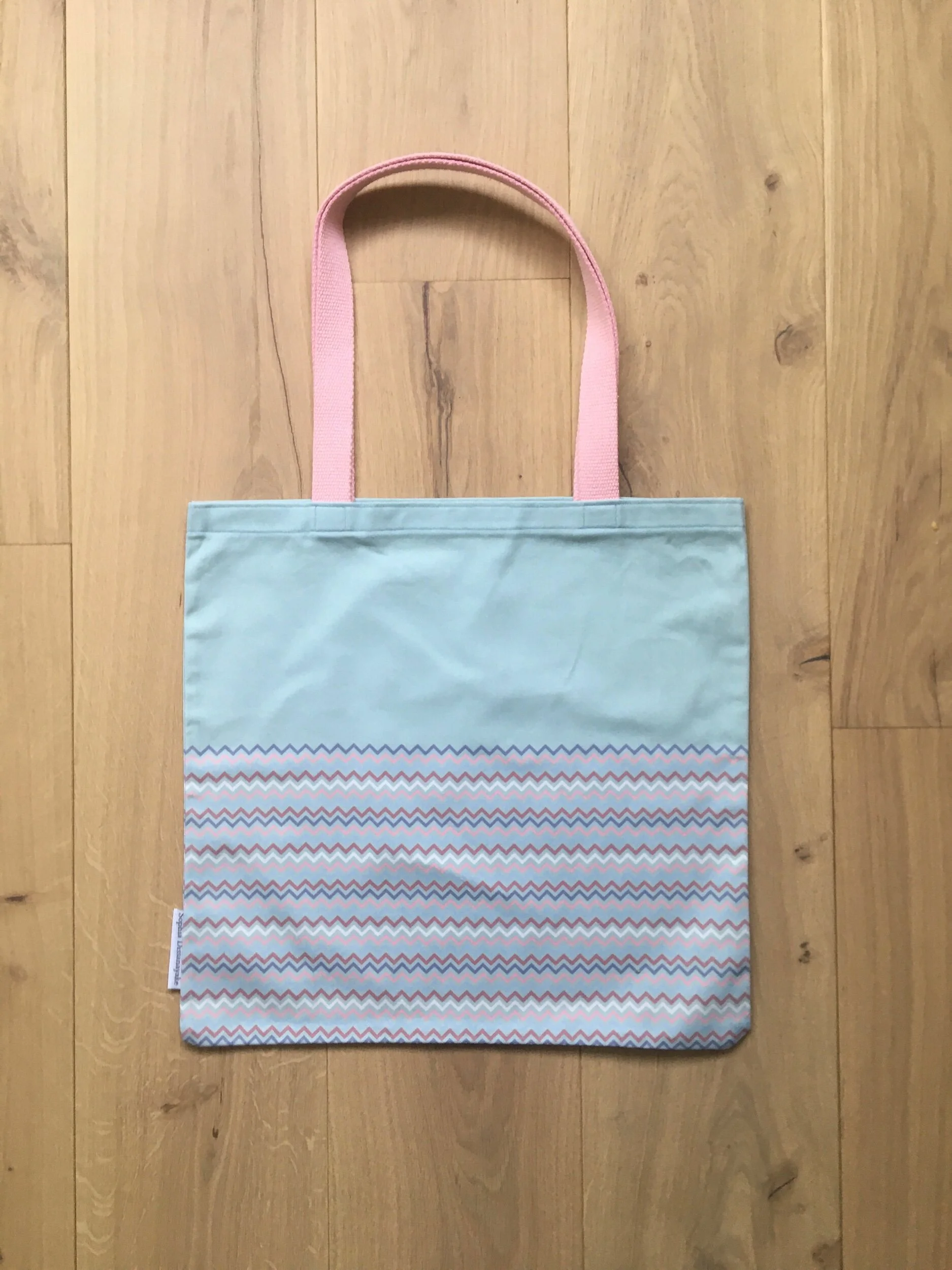 67C750C8-32C7-47C0-BB3A-FF2243793ED3