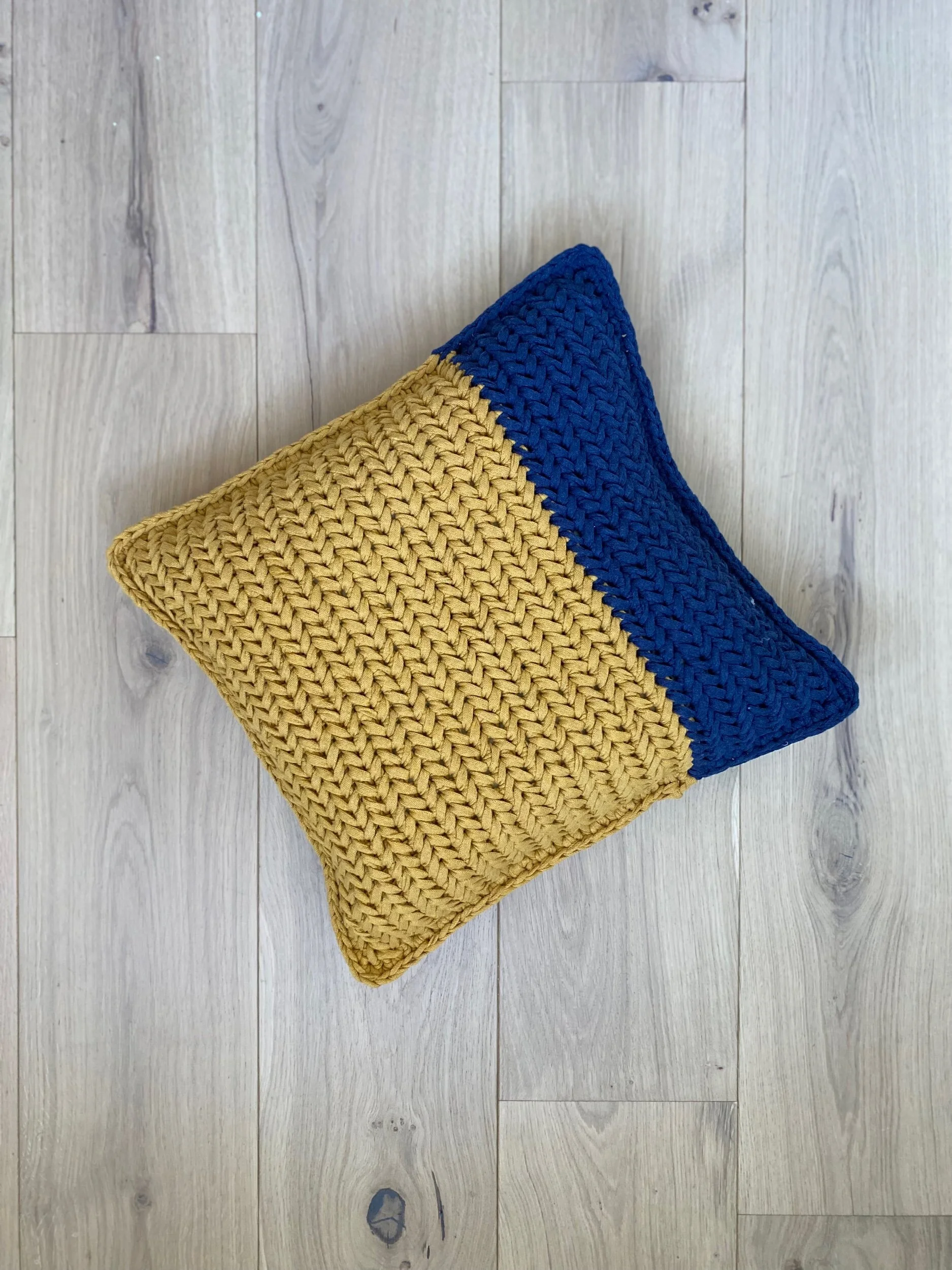 F3316A23-0CC0-43E3-A212-81556A6DCF8B