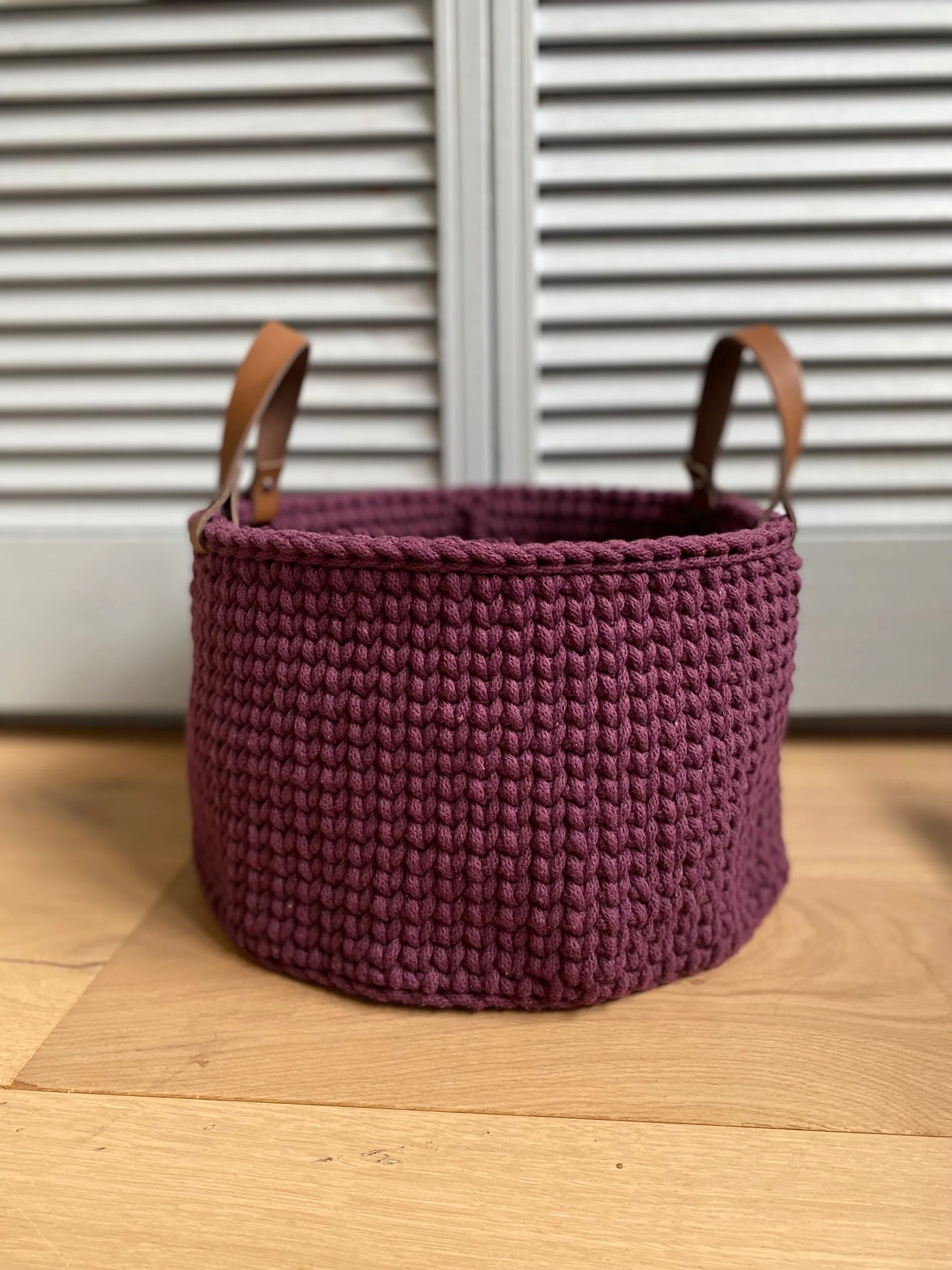 ABA47D8B-F2F3-46EB-A456-731FCE3FFF9E