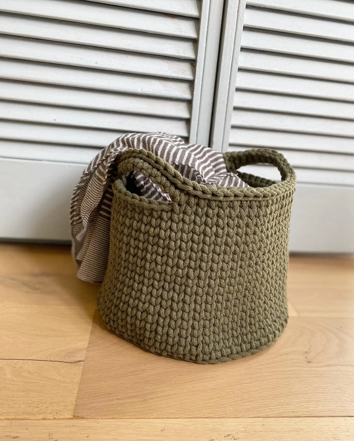 6E38E929-B788-44EB-8885-6FF5CE7622EF