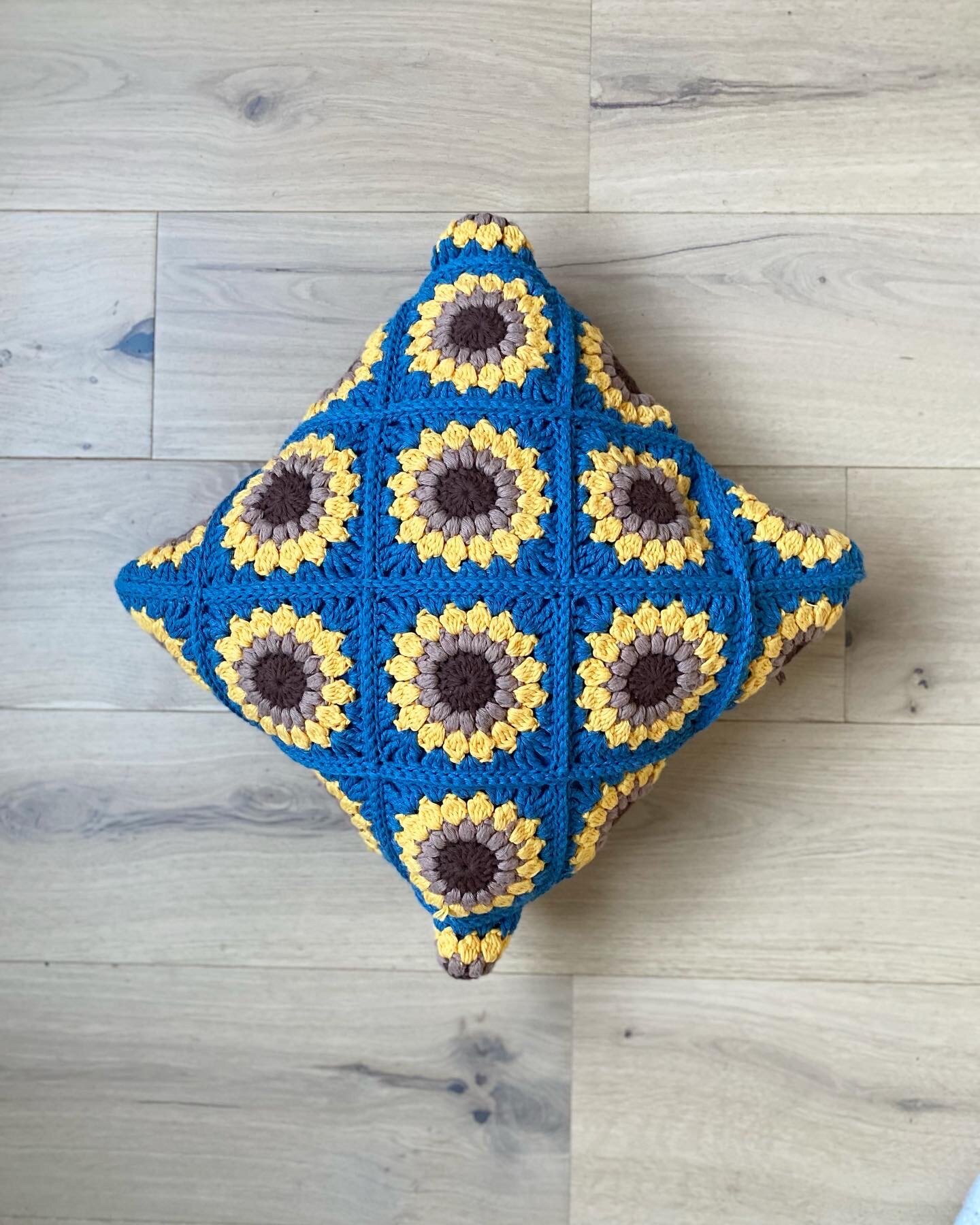 5FCC0377-DE5E-44B0-8E8C-E136B31C85D1