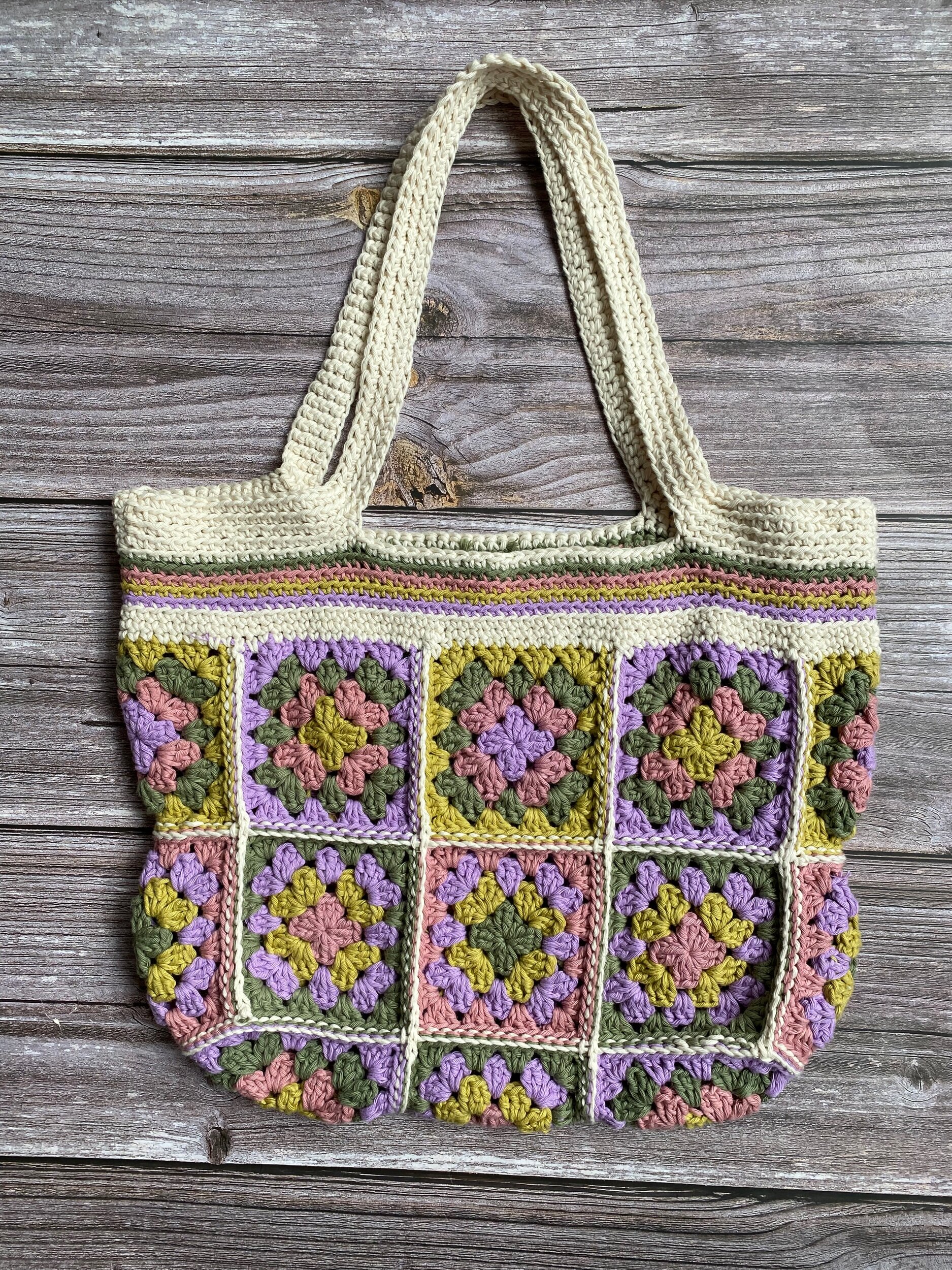 FEDD6113-52B3-4B17-8CF4-3F339B389B56