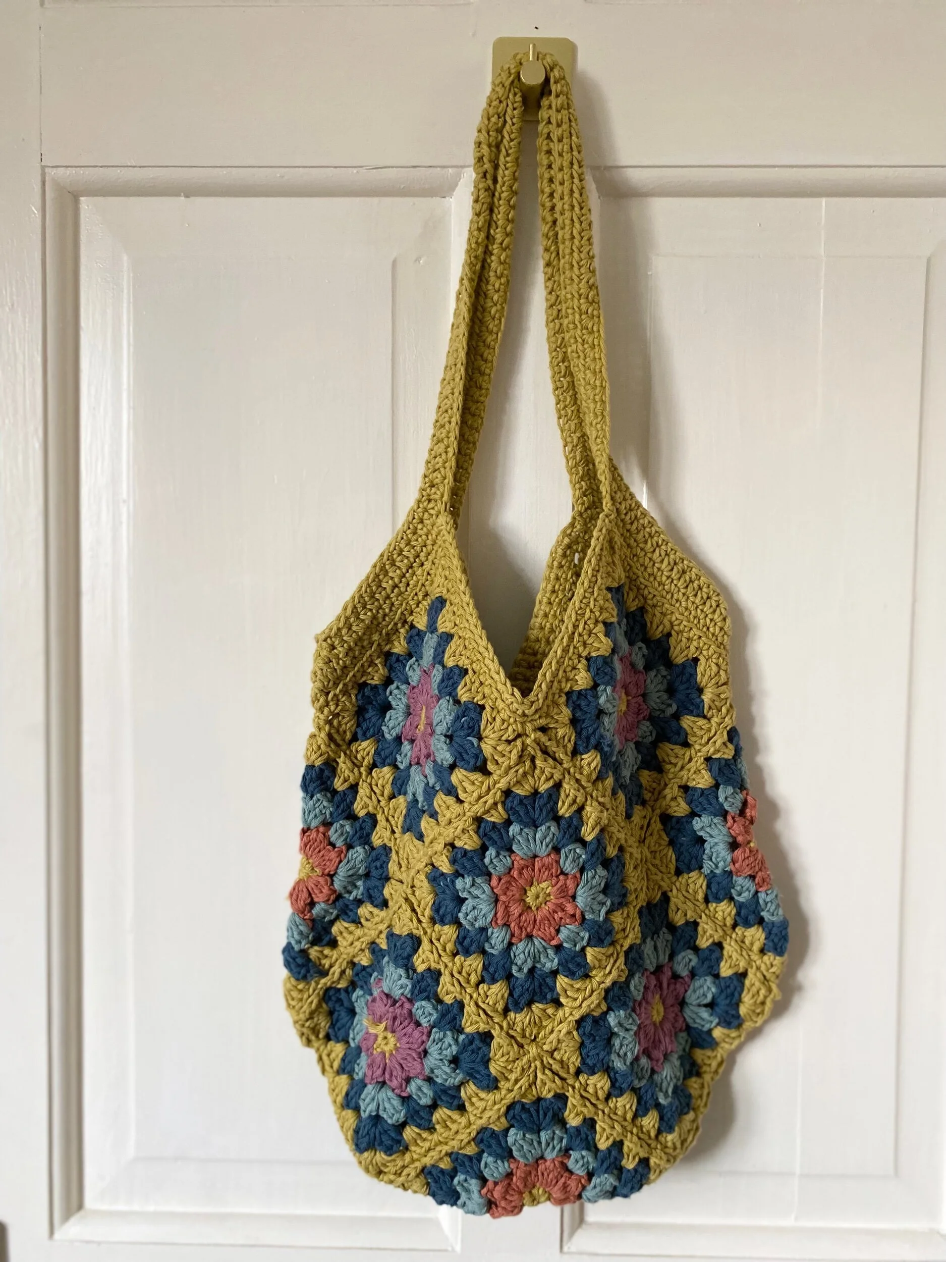 24451EF0-B720-4B22-A8DC-266A80EF32B4