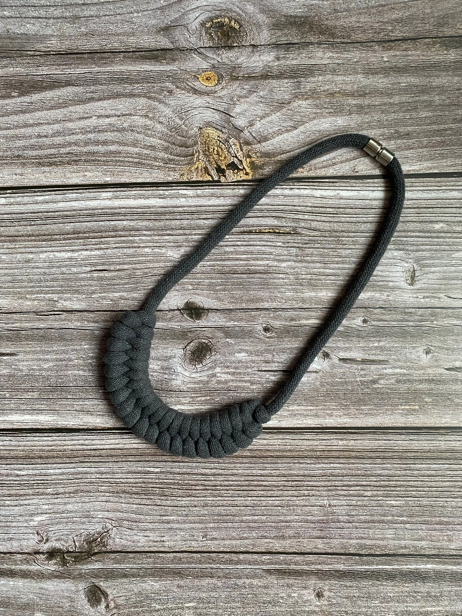 B5F43A8D-243B-458A-A2C3-7A4482AD1062