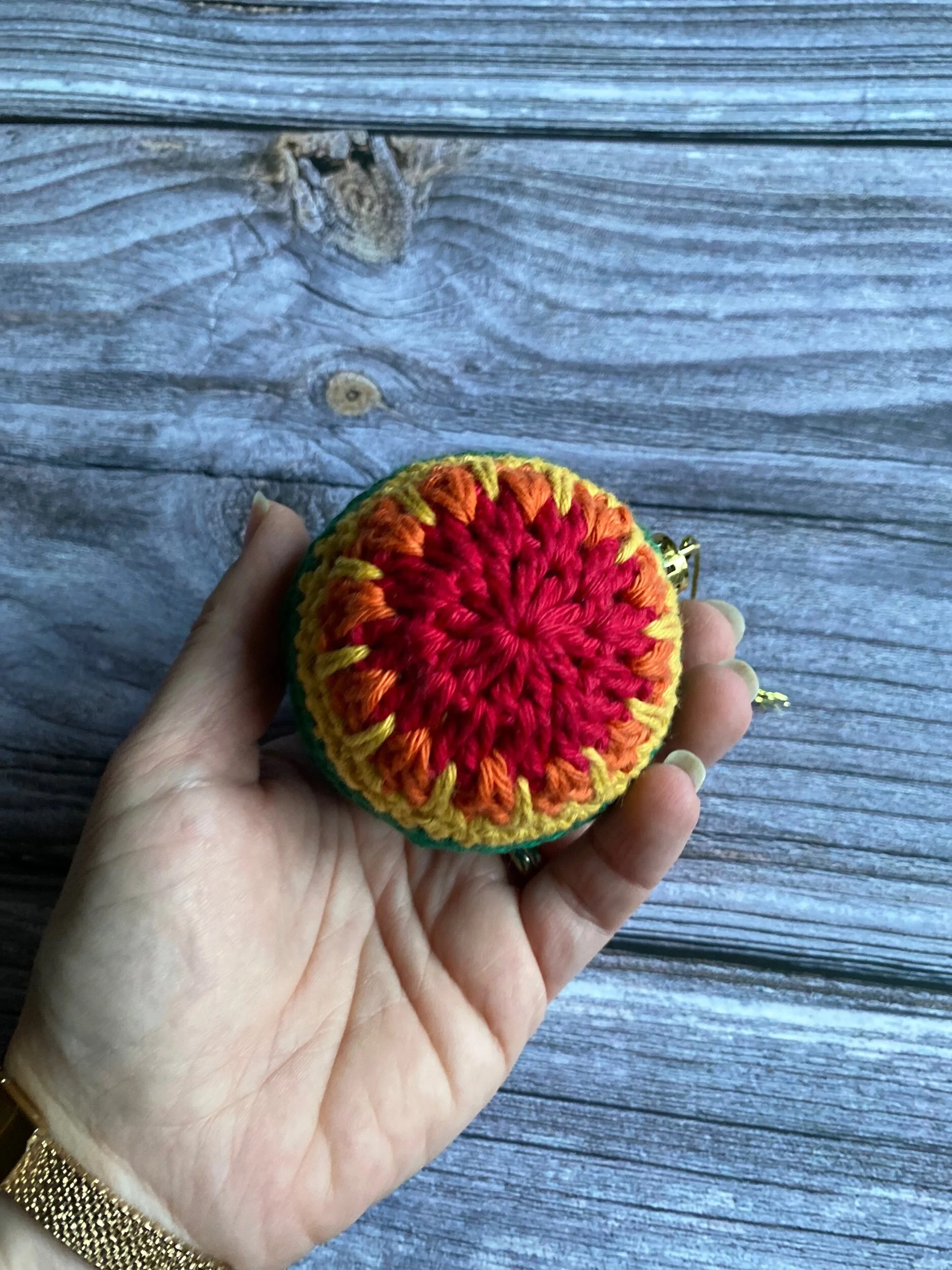 7EBCC3CA-D889-447C-9DFD-0B05E401C8DD