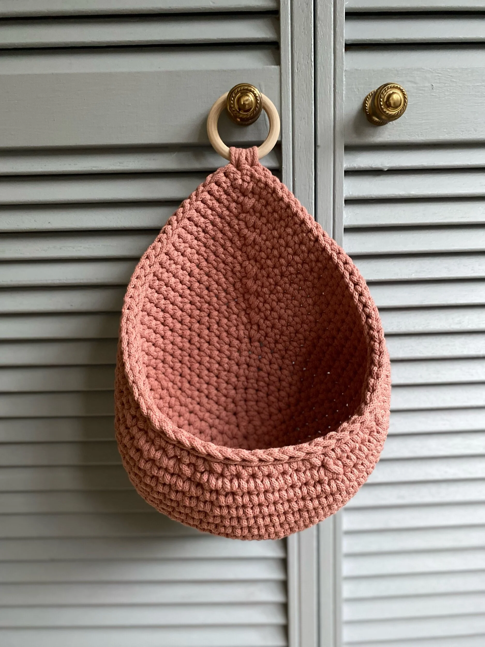 FBE0678B-A2EE-4879-B0B7-8279ABC6ECEF