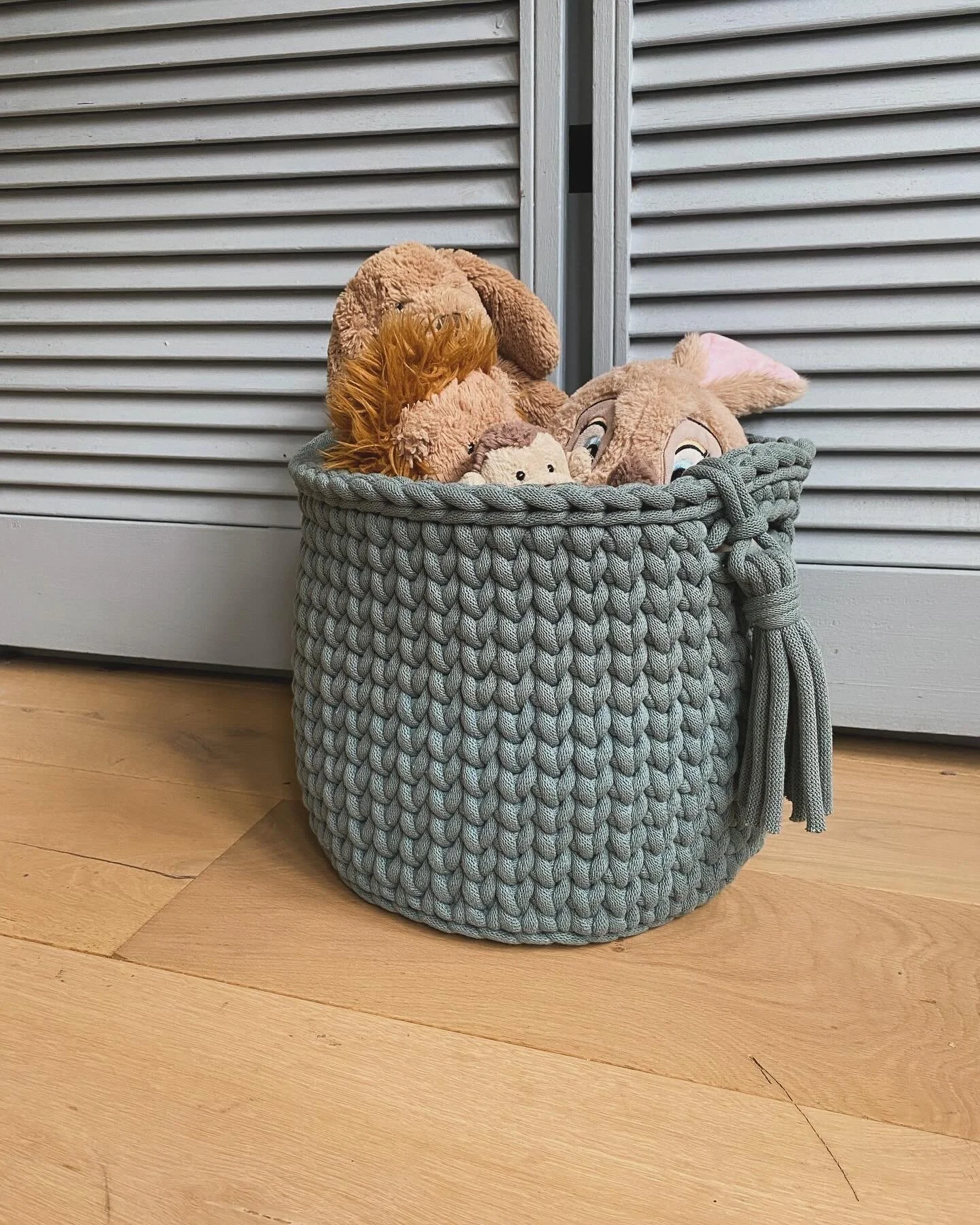 C12478B6-00FE-40A1-9B2A-A614C2BC489F