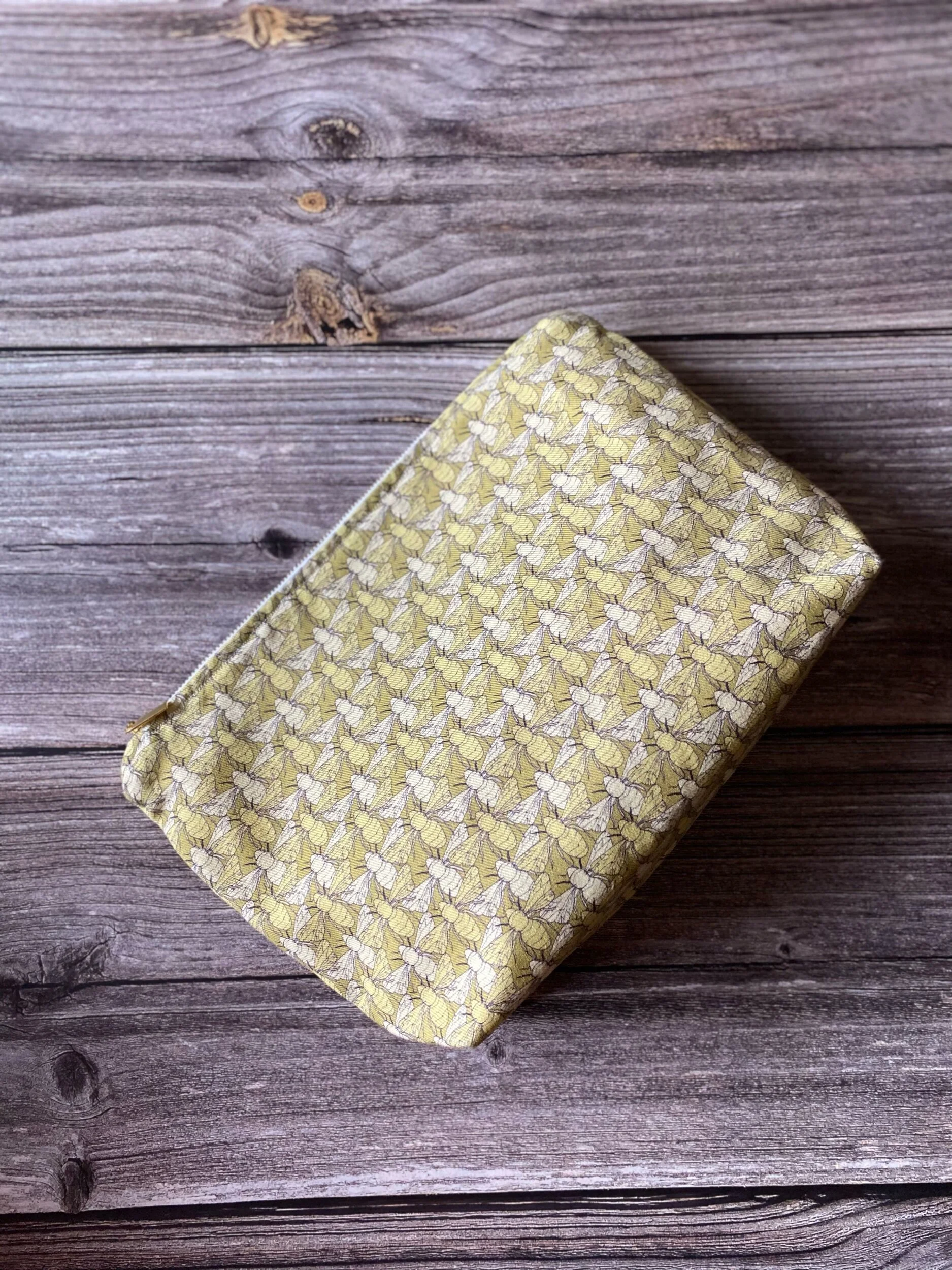 87B5EF25-CB65-47F1-A72E-F5BDBB634FF6