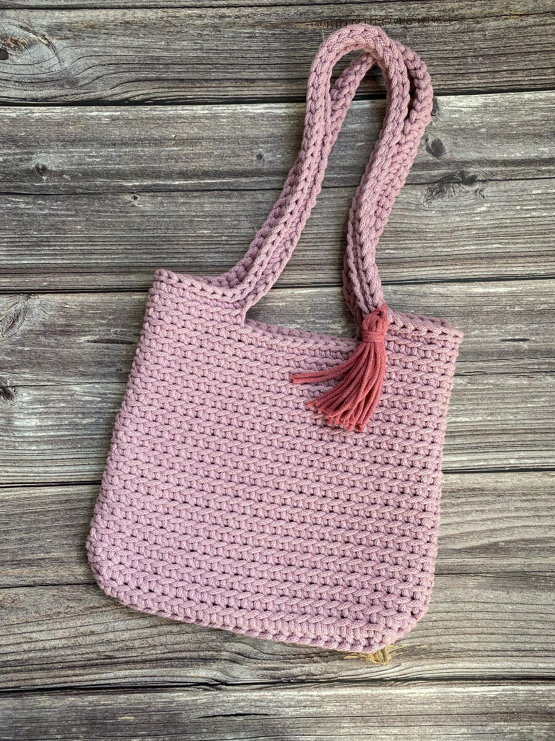 FD05ED14-642A-45EA-8CD6-F4EAF200D3DF