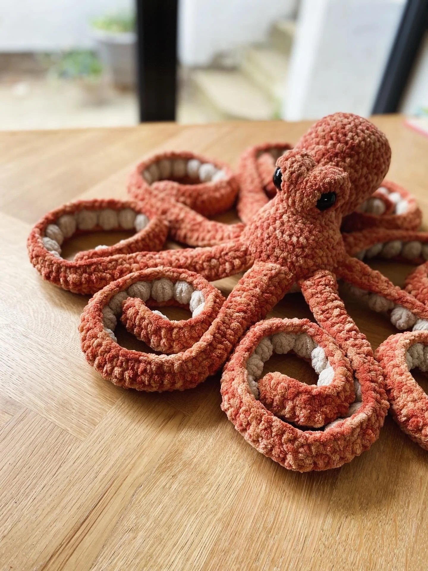 crochet giant octopus