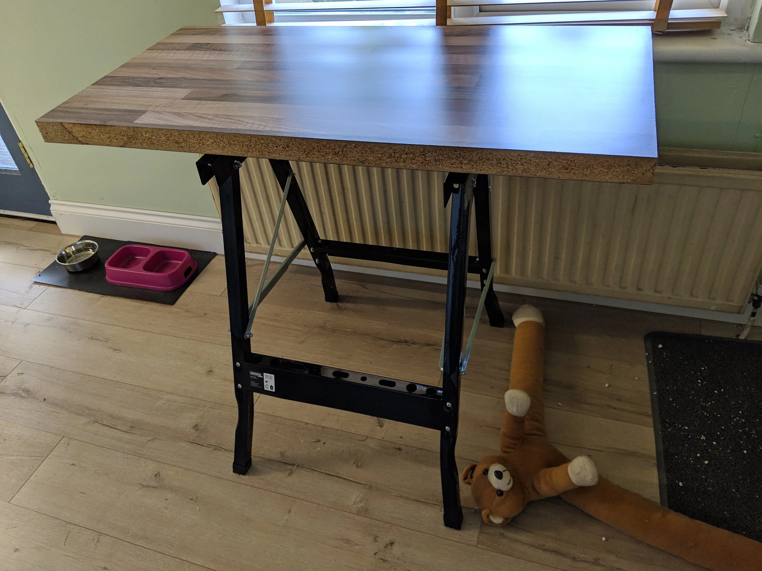 Making A Kitchen Table From A Workmate Knock Off And A Scrap Of