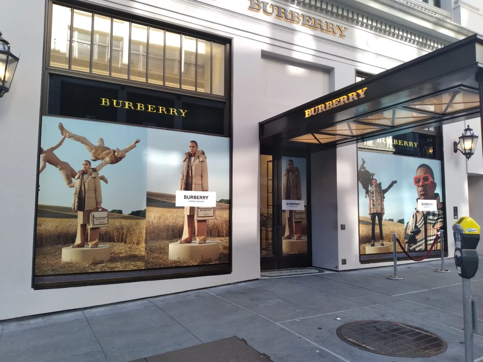 post street barricade2.jpeg