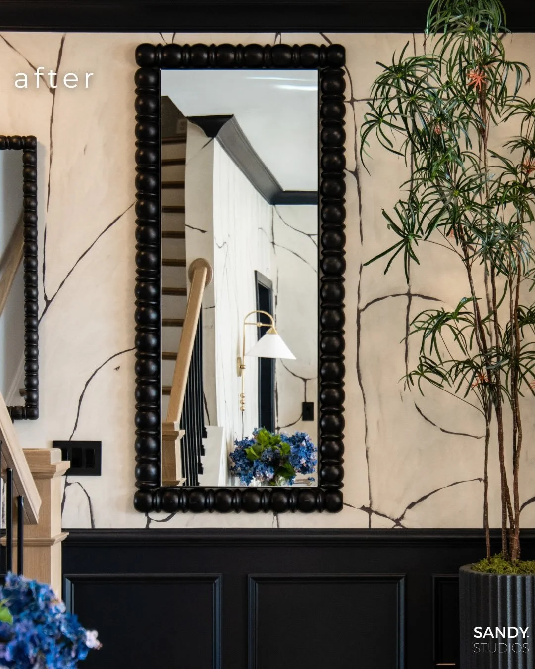 Watching a blank canvas come to life is one of the best feelings ever.

#AtlantaInteriorDesigner #EntrywayMakeover #EntrywayDecor #EntrywayWallpaper #EntrywayMirrors 

I&rsquo;ll never get tired of it. 

Shop this entryway in my bio. 

#AtlantaInteri