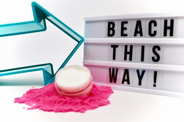 You know where to find us this weekend... &amp; wearing sunscreen! 😎
&bull;
&bull;
&bull;
&bull;
&bull;
&bull;
#skincare #beauty #organicskincare #skincareroutine #natural #greenbeauty #organic #healthyskin #vegan #crueltyfree #skin #cleanbeauty #sk