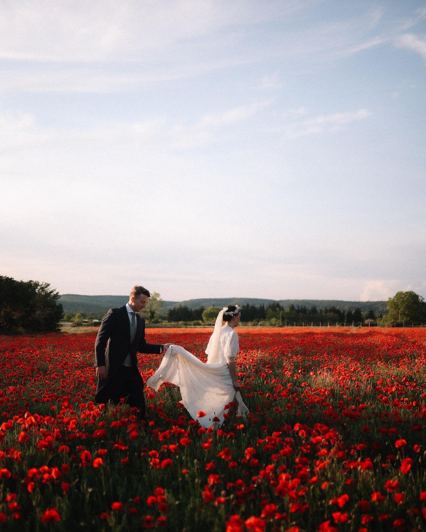 Just spent the most beautiful weekend surrounded by family &amp; friends. Thank you to all who came to celebrate with us. Merci &agrave; tous!!! 

Photography by @maelysizzo ✨