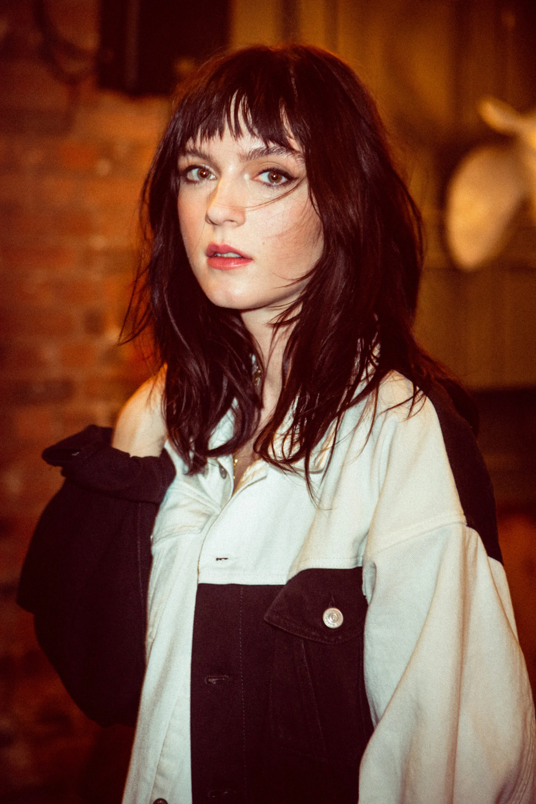 Automatic Band personal styling for 1883 magazine