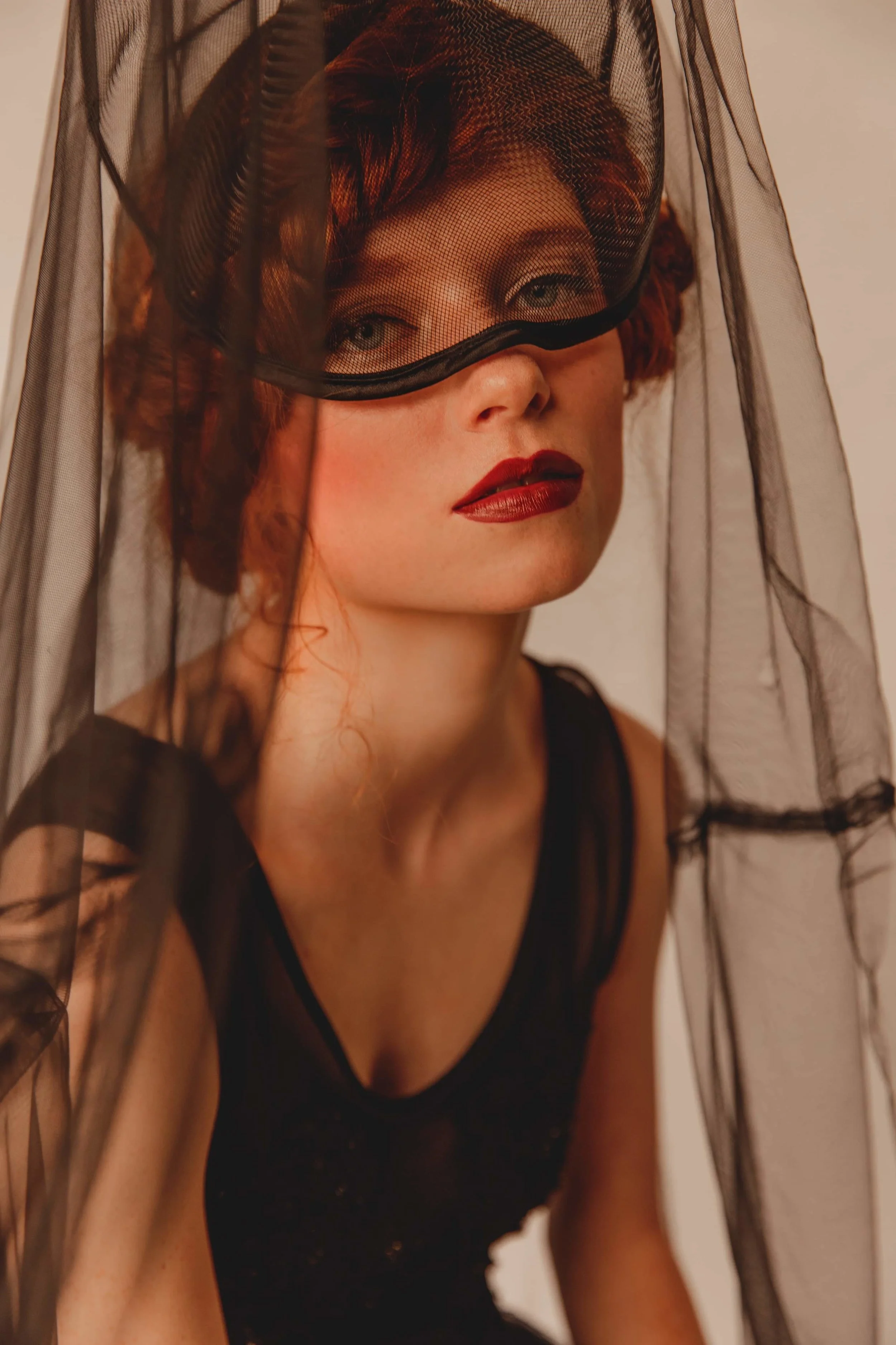Photographer: @jesswinterburnmedia MUHA: @thejenniferellis Model: @daisycaseytrinder_ Model Agency: @viviensmodelmgmt Designer: @jontedesigns Milliner: @Atelier_Eight _ Makeup Assistant: @sammieshairamdmakeup