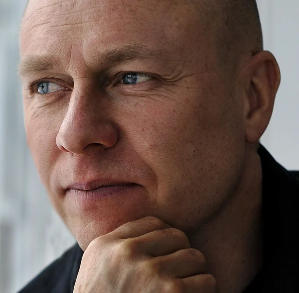 johan ansiktebeskuret.jpg