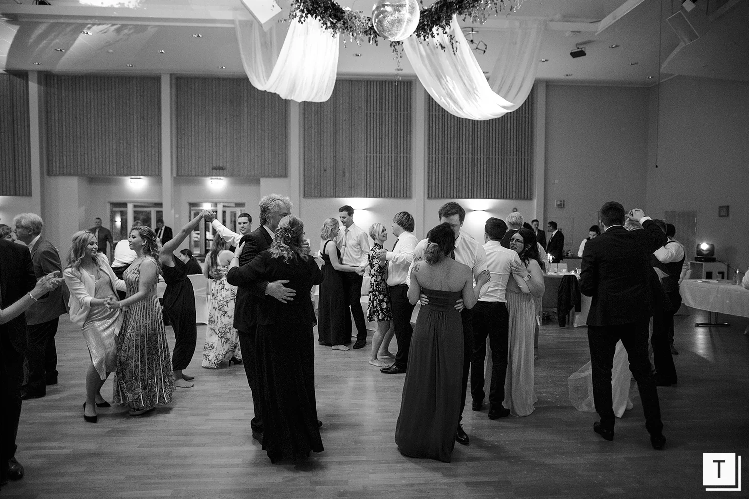 27-05-2017-J000050-016464.jpg