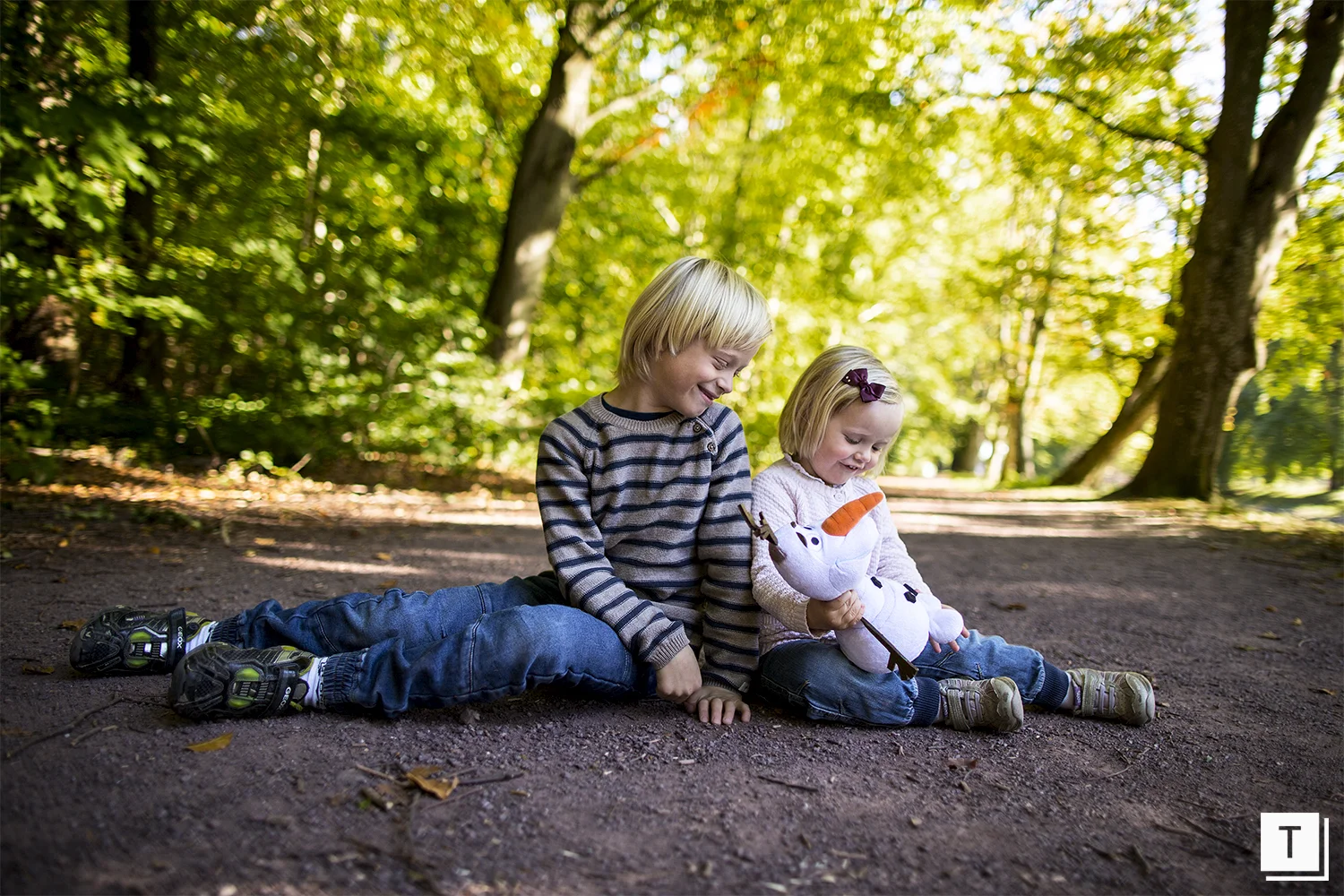 Søskenbilder av Erlend og Karen Anna