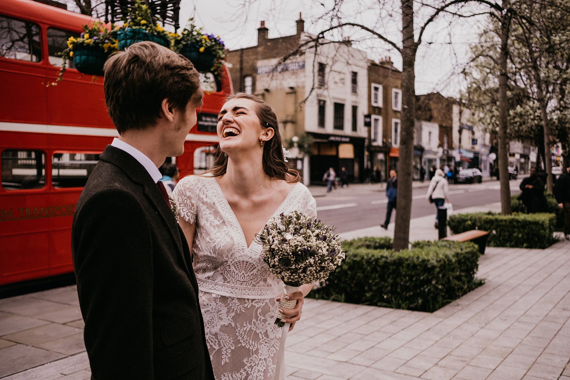 islington-town-hall-wedding-Canonbury-Tavern-00030.jpg