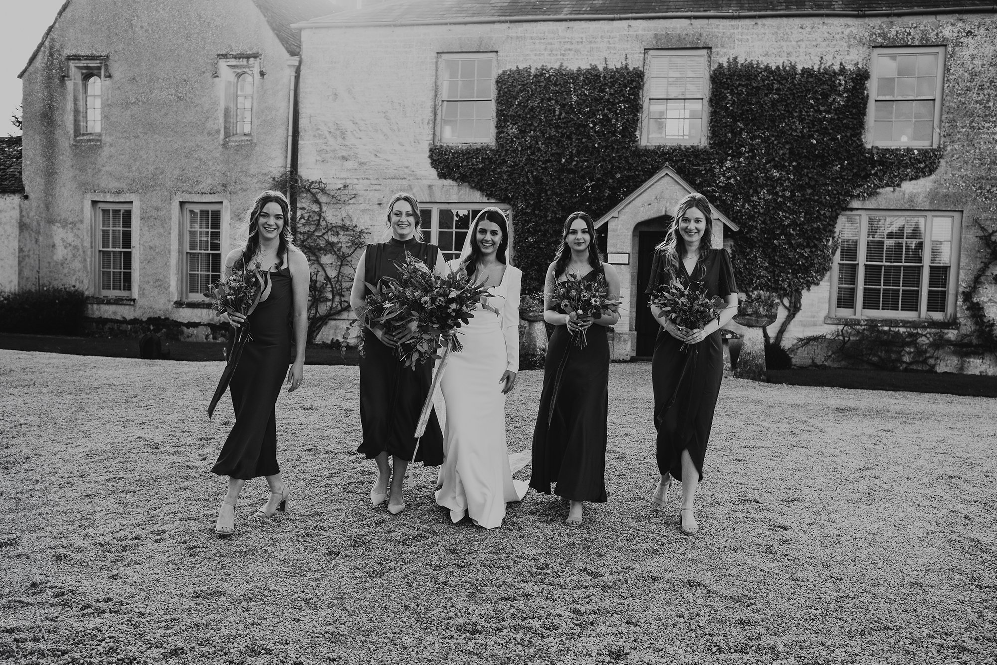 Caswell-house-wedding-photographer-oxford-2.jpg