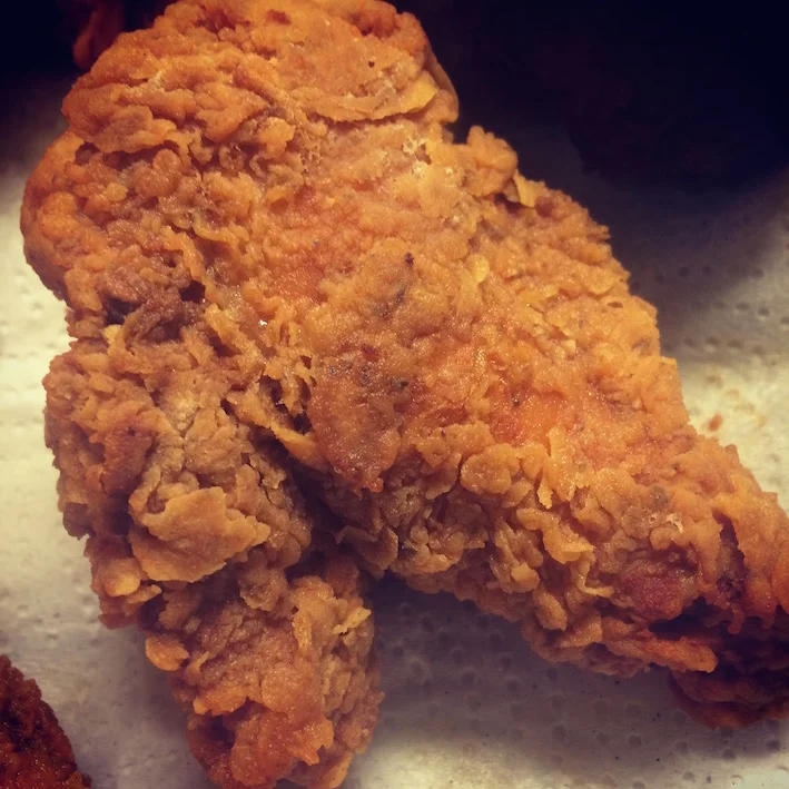 Sprøde kyllingevinger med blue cheese dip