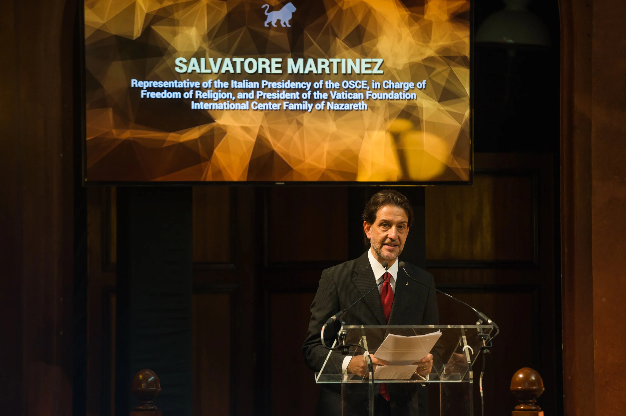 18_06_28_edificio_faithfreedom_summit_2018_654_29425288638_o.jpg