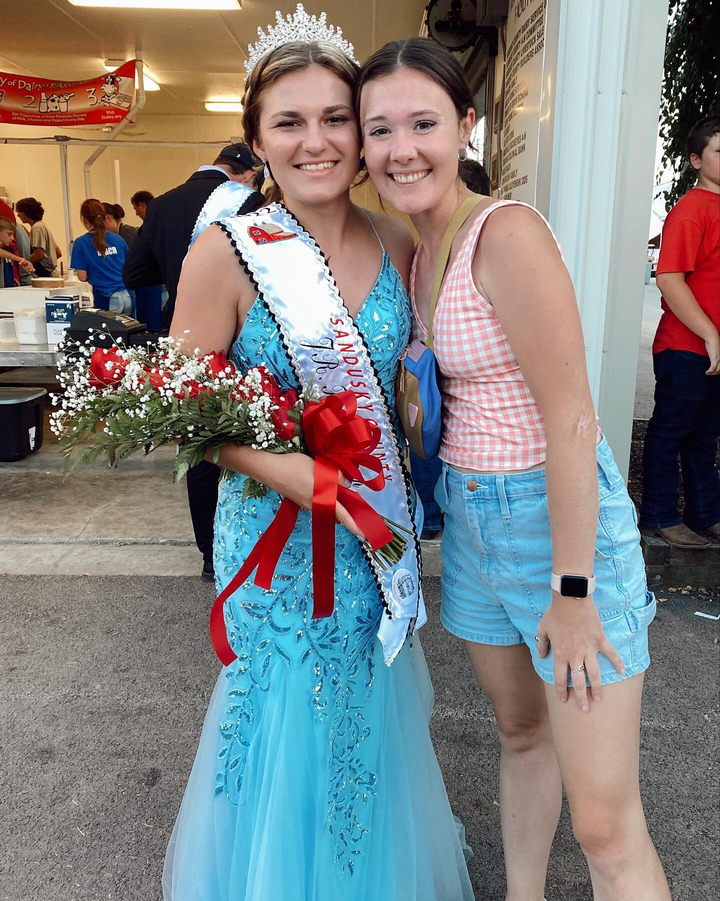 Congratulations to our company dancer Grace, the 2022 Sandusky County Fair Queen, and congratulations to our dancer Camden, the 2022 Sandusky County Horse Princess! We love seeing our dancers excel in their activities!! 😍