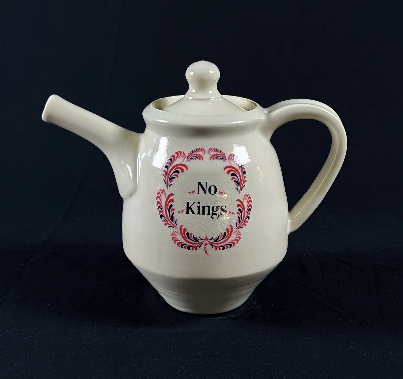 Liberty Teapot 16 Front 5M.jpg