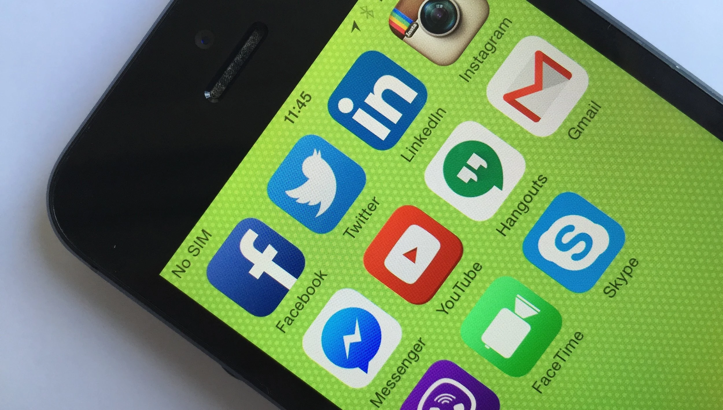 The Dos and Don'ts of Social Media - Finding the Digital Voice of your Brand