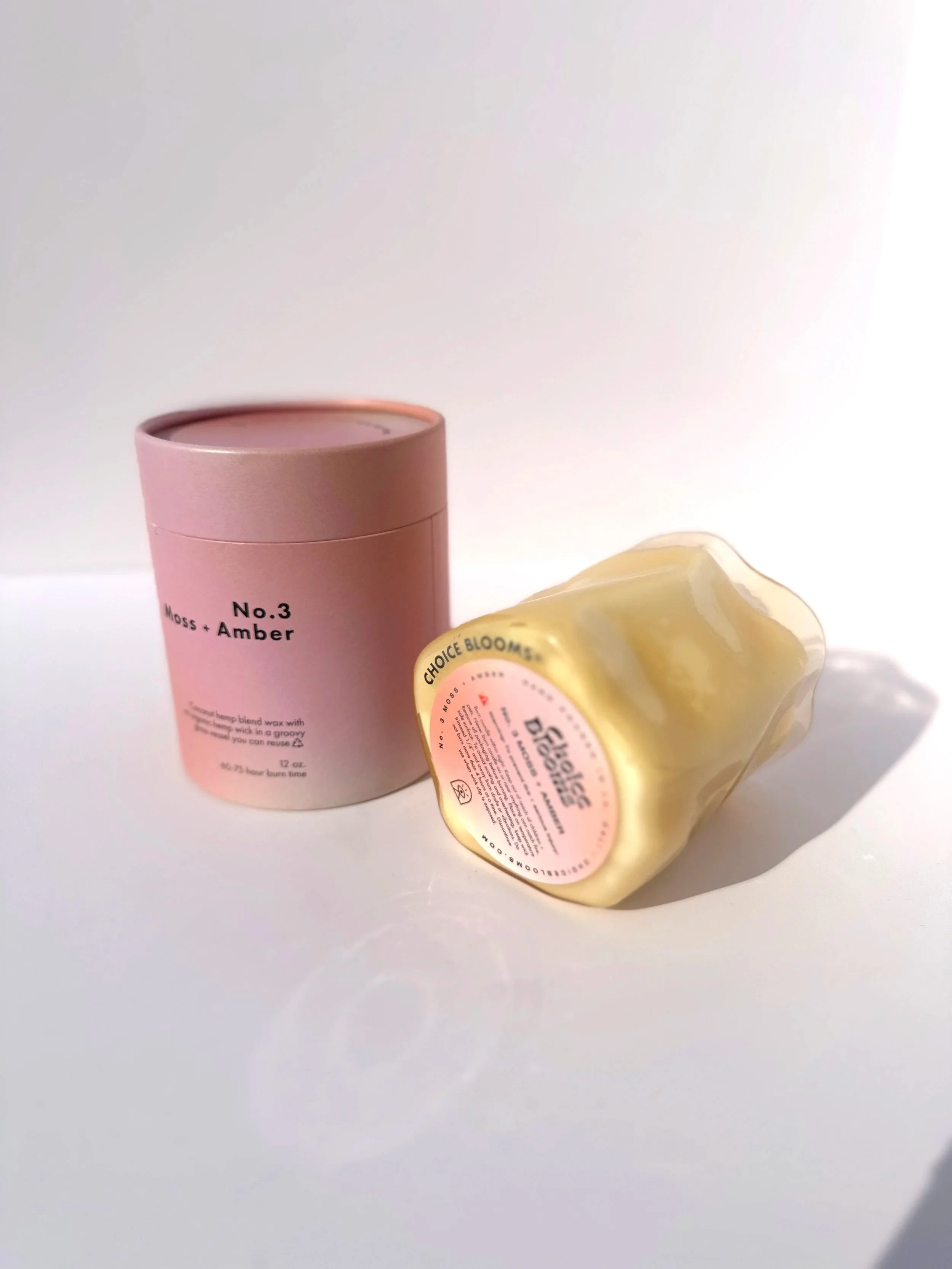 12 oz No3 Moss Amber Candle2.jpg