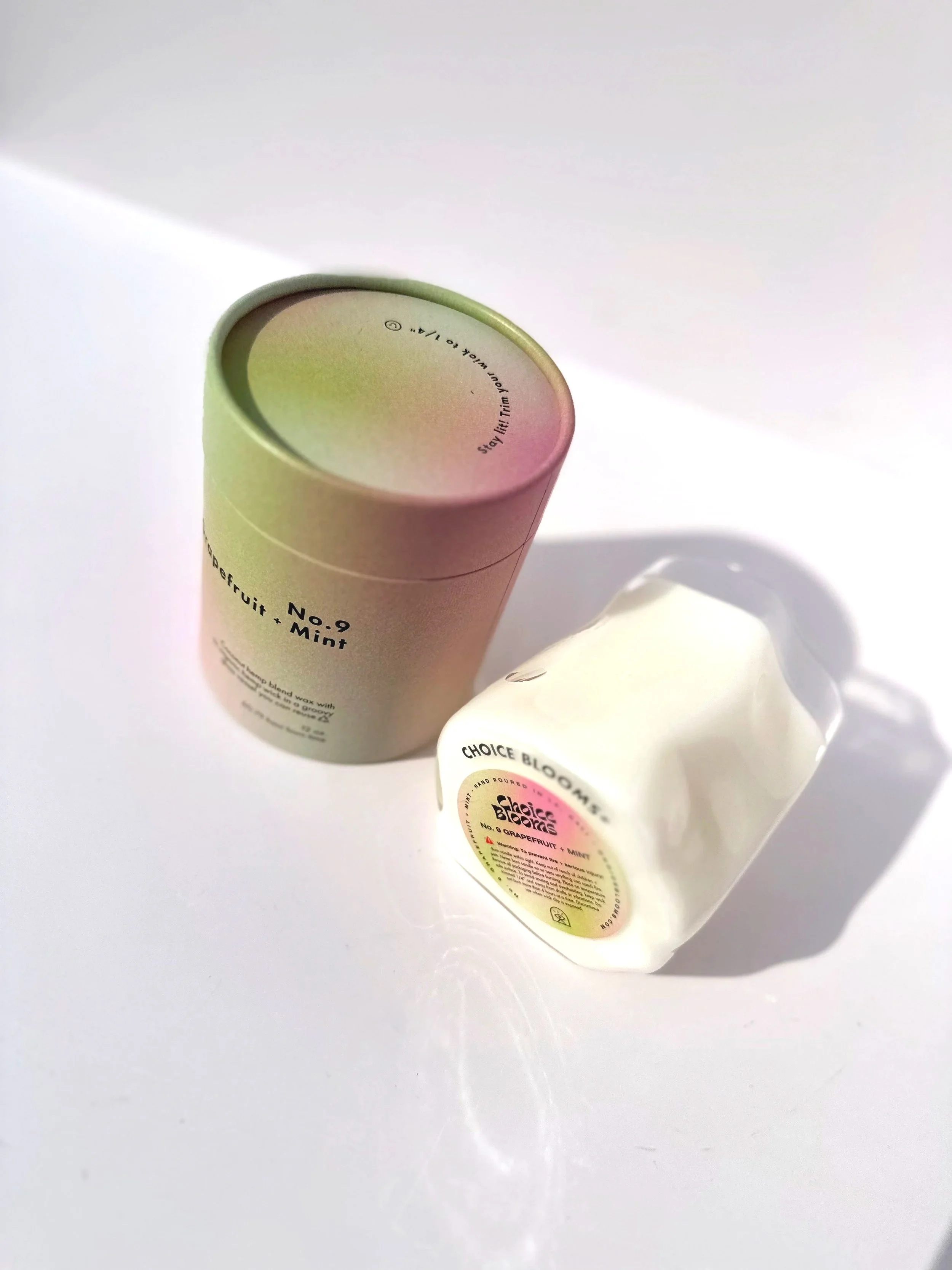 12oz No. 9 Grapefruit Mint Candle2.jpg