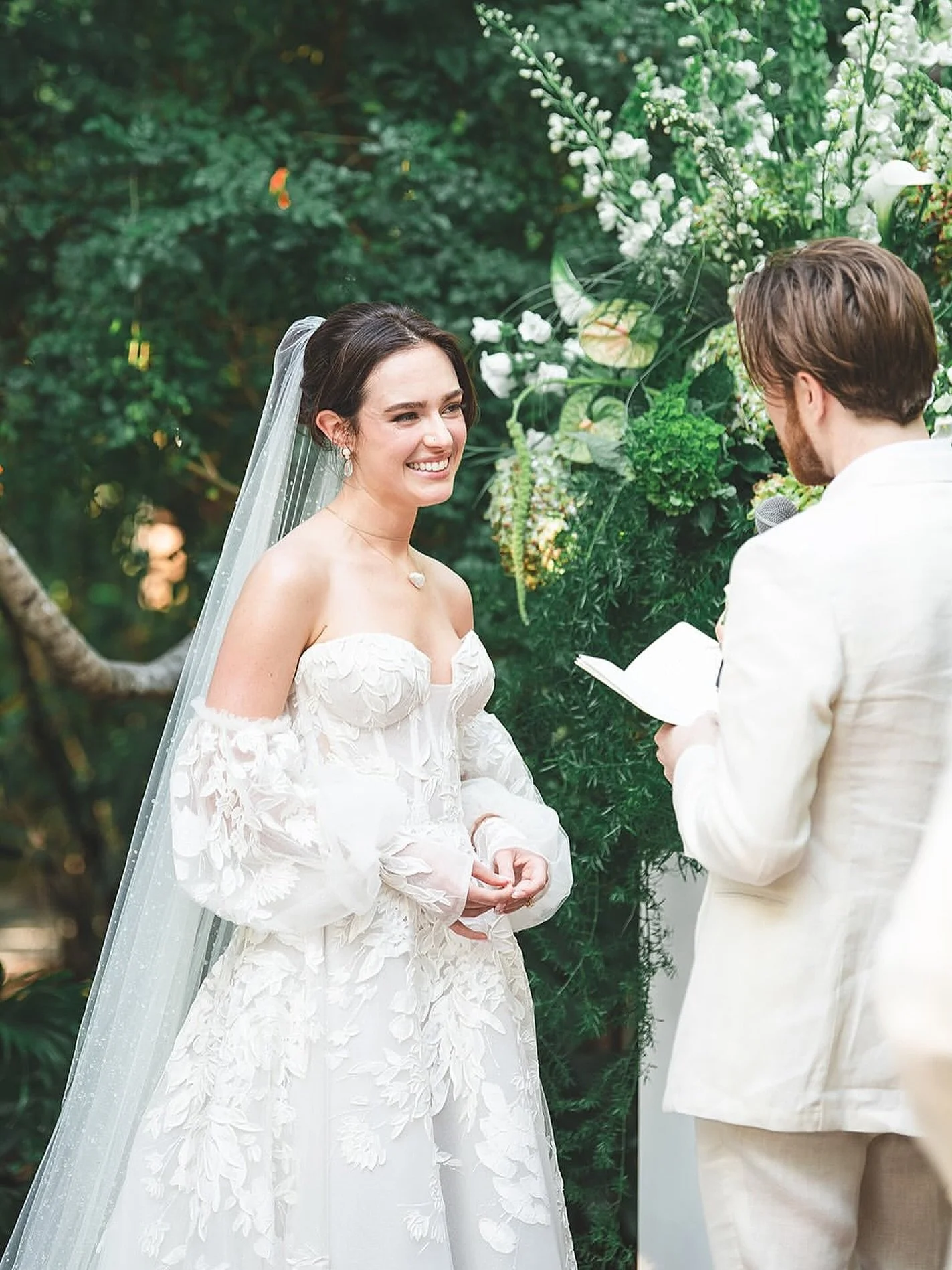 Repost from @vickyfurmanevents
&bull;
Let&rsquo;s take a moment to admire the wedding dress✨ 

Vendors:
Photographer: @jannettedellanosphotography 
Planning: @vickyfurmanevents 
Venue: @hemingwayhomeevents 
Floral: @duartefloraldesign 
Rentals: @even