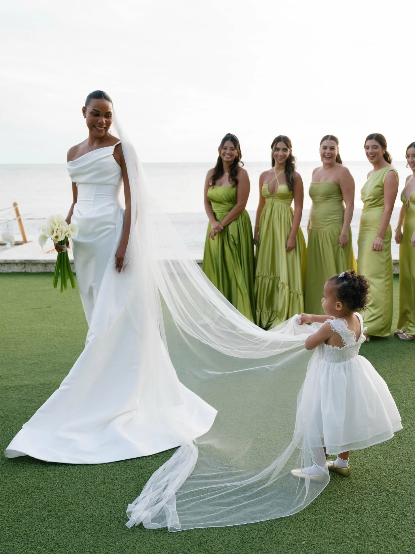 Repost from @lovelybride
&bull;
Calling this wedding color palette For(evergreen) 💚 Tyra said I Do wearing our @houseofrenhue LOREN from @lovelybridehouston. 

Little Black Book Photographer @tiffanymaysonetphoto
Planner @vickyfurmanevents
Venue @ca
