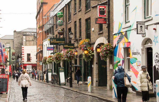 Dublin-Streets-2-1-of-1.jpg