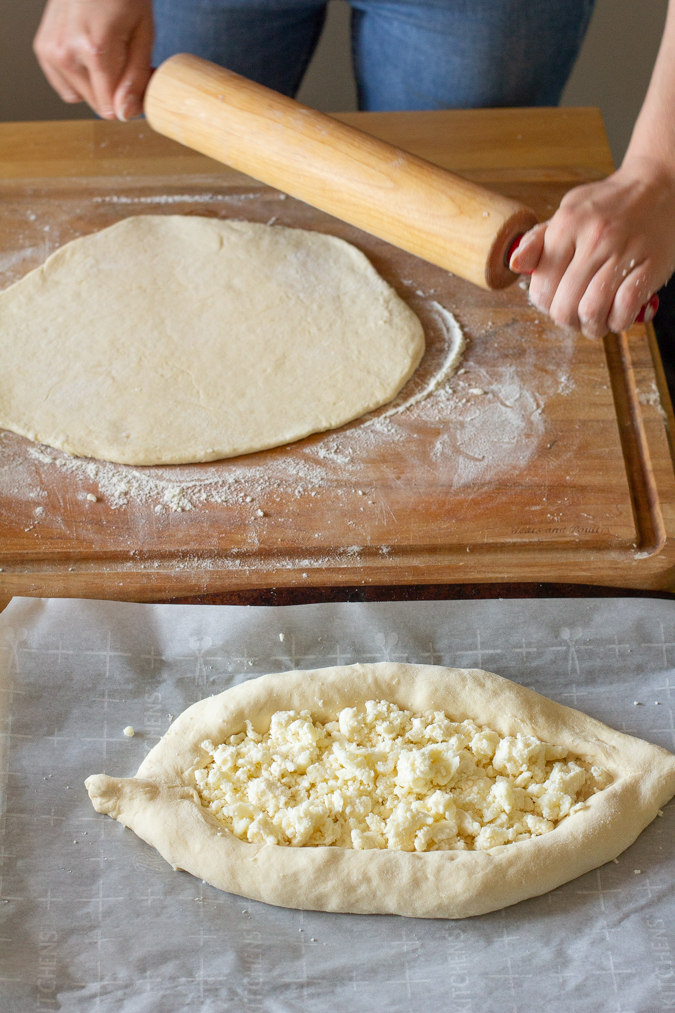 khachapuri-recipe-roll-out-5370.jpg