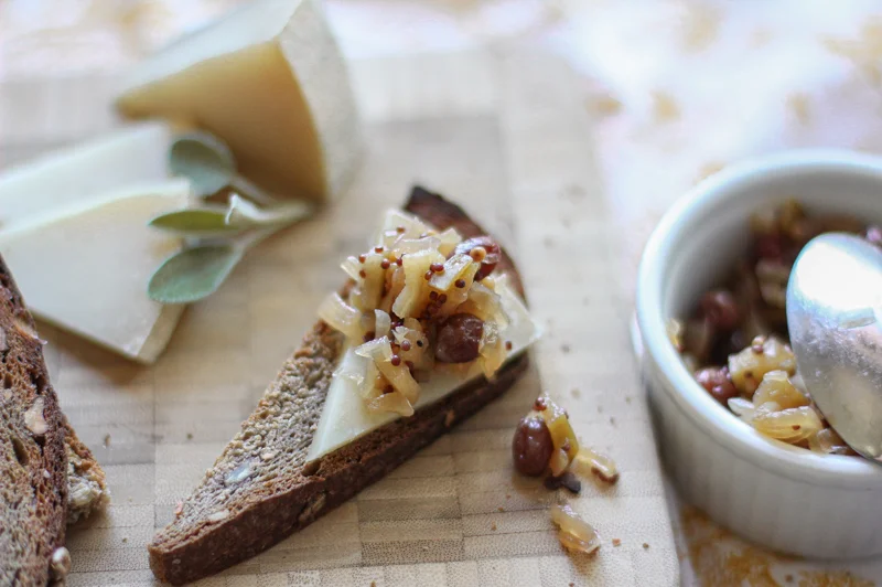 autumn in the cheese world means Apple Chutney