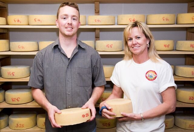 Support California Cheesemakers by buying their Cheese - 10 Who Ship direct!