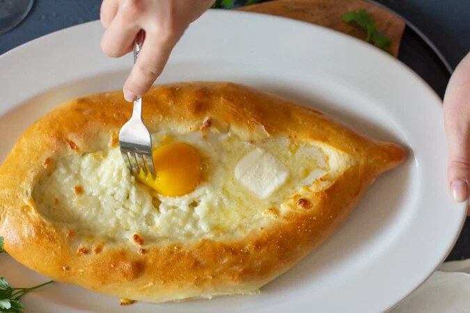 It's (always) khachapuri time!
