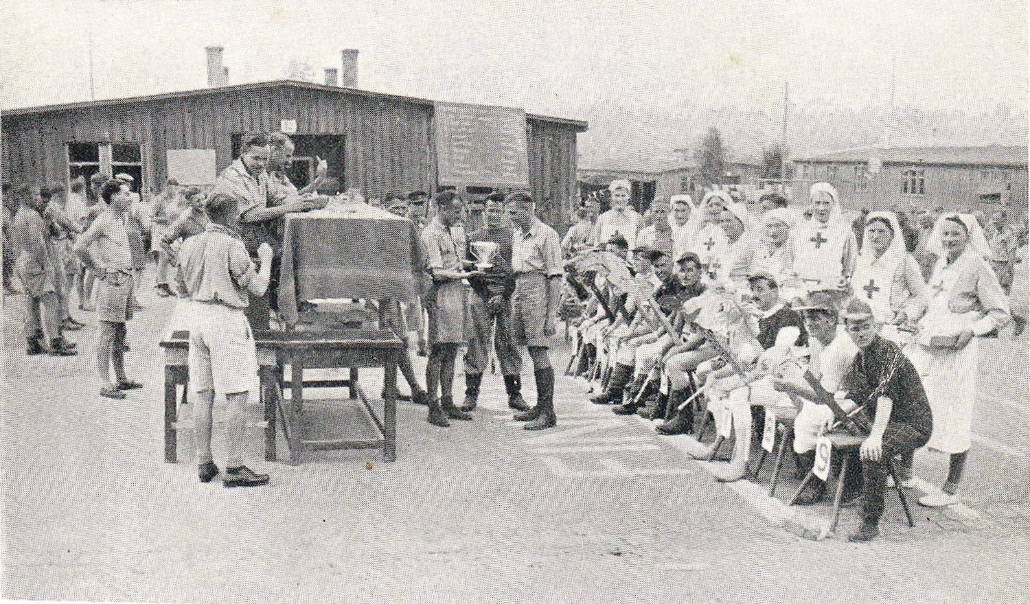Hampstead Heath during the war.jpg